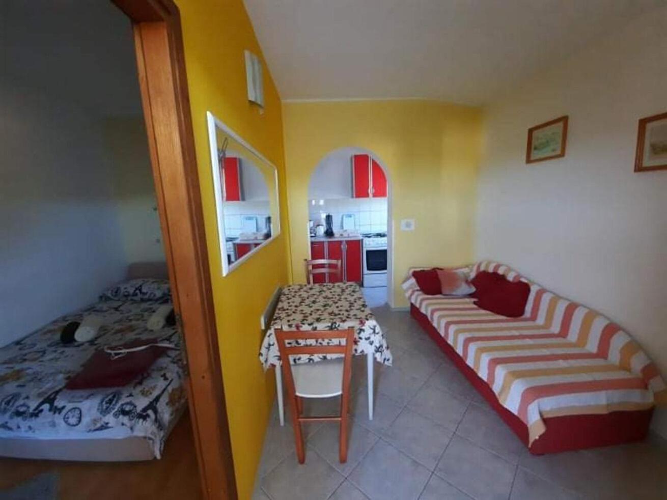 Apartments Robi- Swimming Pool And Beautiful Garden Kampor Extérieur photo