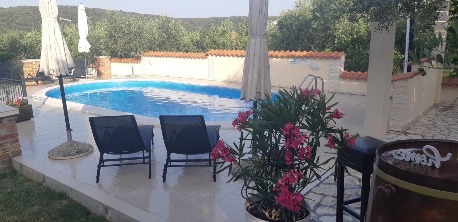 Apartments Robi- Swimming Pool And Beautiful Garden Kampor Extérieur photo