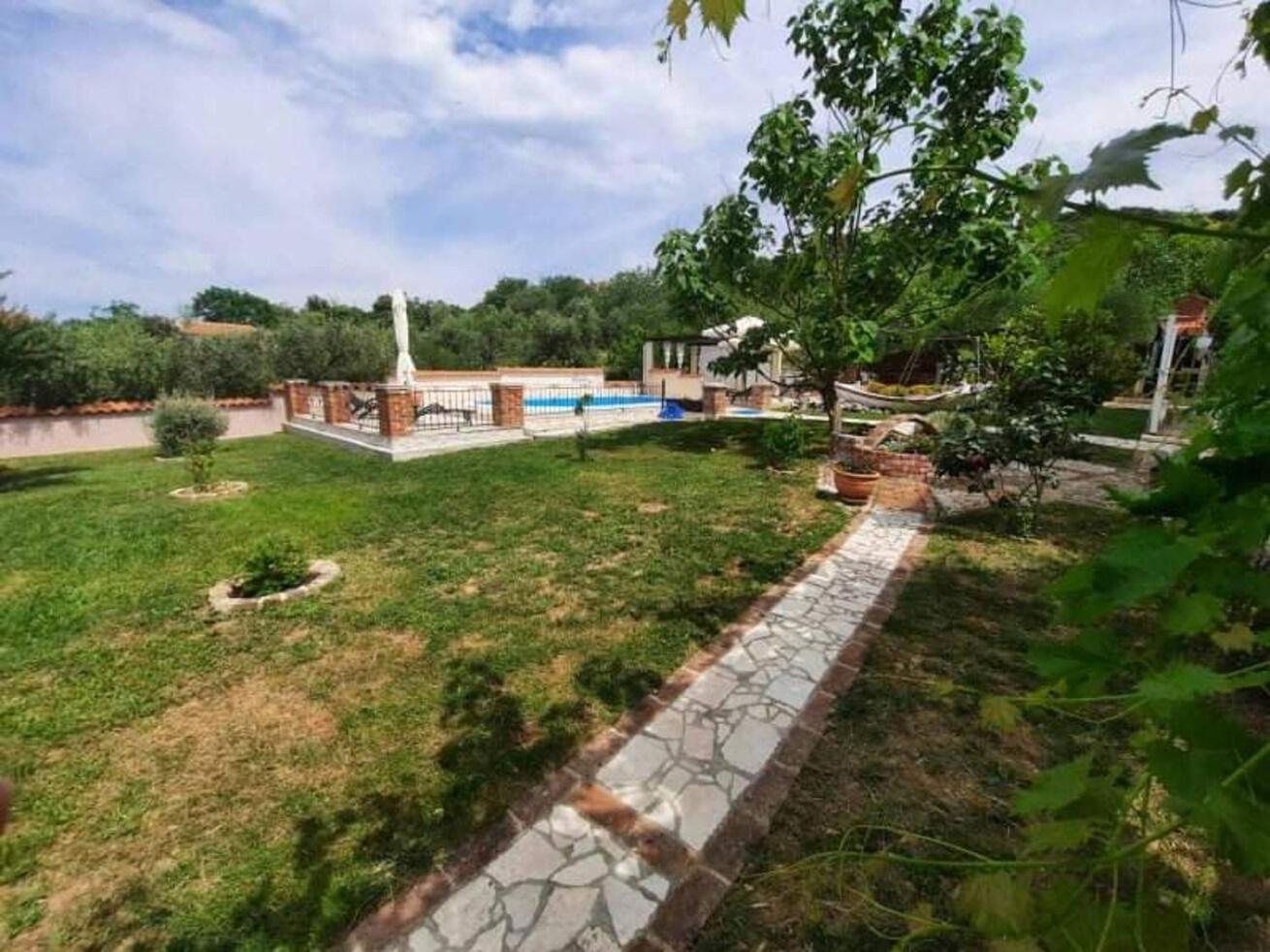 Apartments Robi- Swimming Pool And Beautiful Garden Kampor Extérieur photo